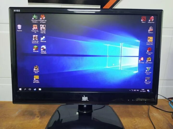 Монитор 140 герц игровой. Dns монитор 75 hz. Монитор аок 144 герц. Монитор dns v2456. Монитор dns wd1960.