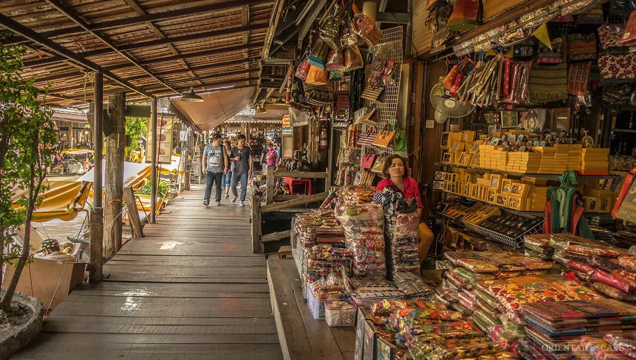 Road market. Паттайя Таиланд рынки. Плавучий рынок в Паттайе. Плавучий Маркет Паттайя. Тайланд Паттайя рынок.