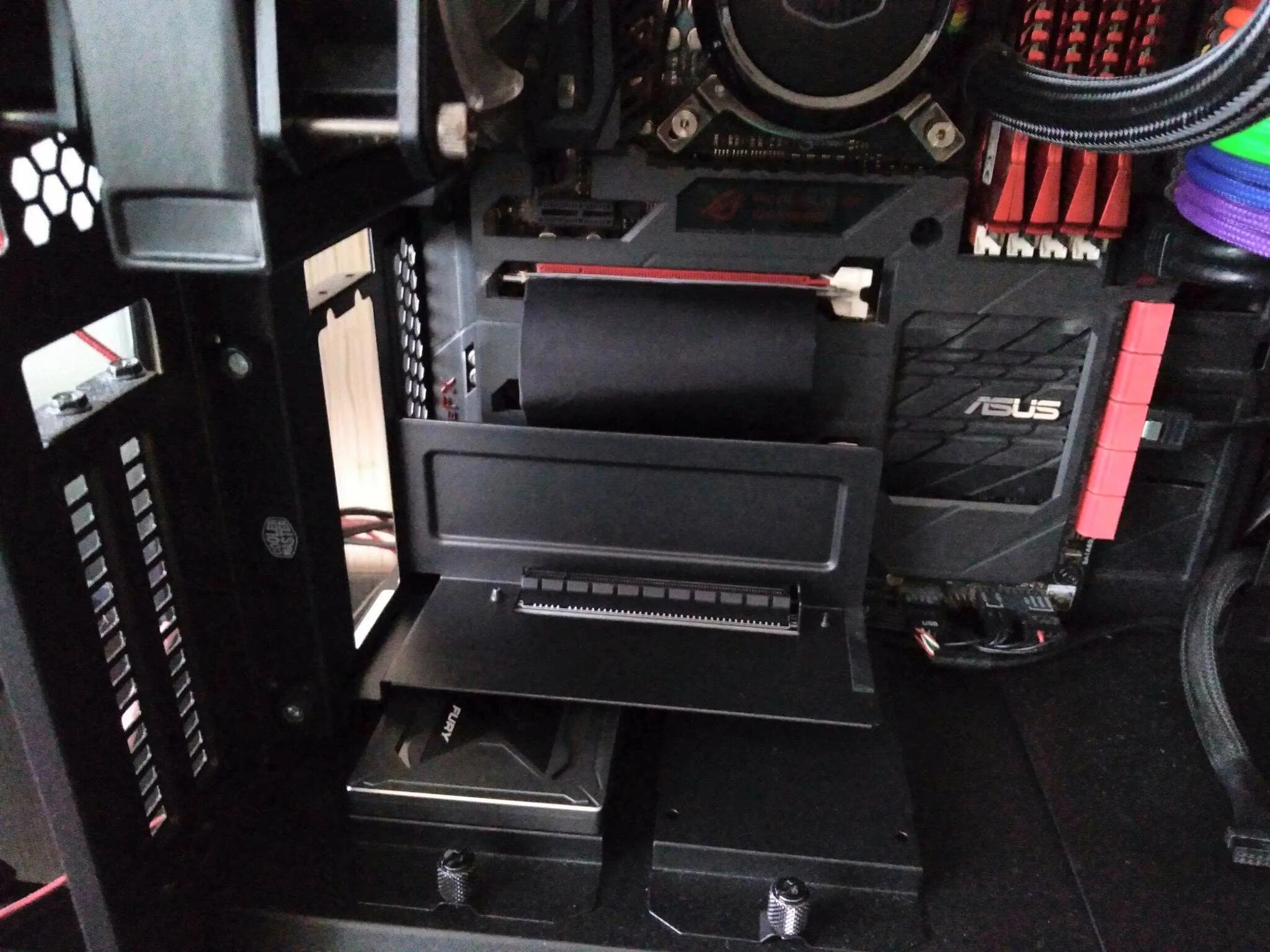 Vertical graphics card. Держатель видеокарты cooler master mca-u000r-kfvk00. mca-u000r-kfvk00. cooler master vertical graphics card holder kit (mca-u000r-kfvk00).