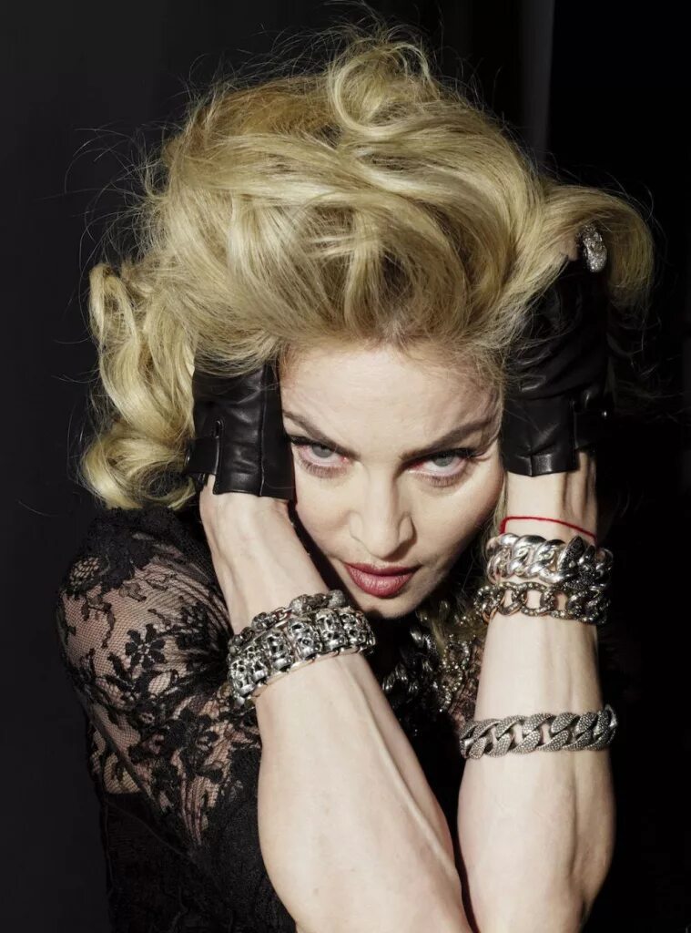 Мадонна фото. Мадонна. Мадонна воук. Madonna 2010. Madonna 2000s.