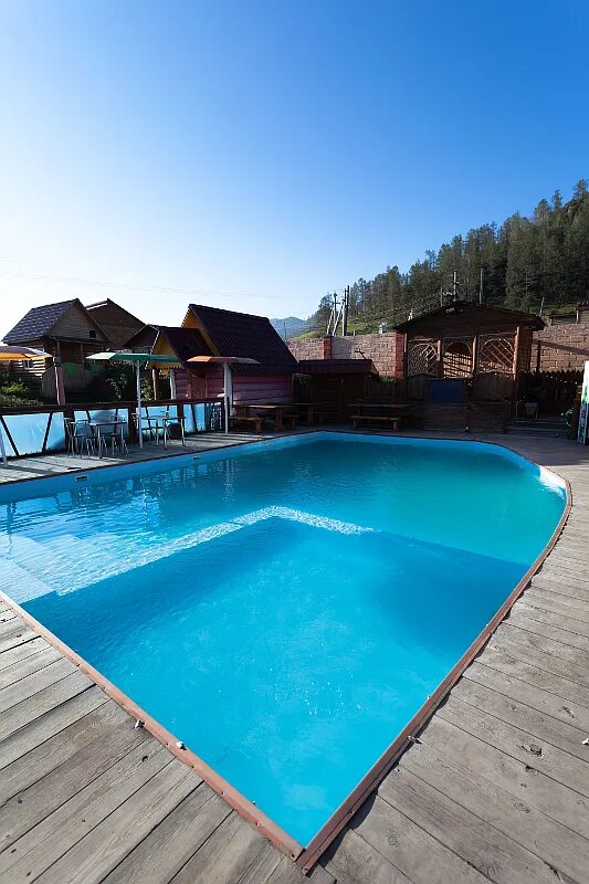 Баня с верандой и бассейном внутри. Усадьба бассейны. Парк отель усадьба. Раевская усадьба бассейн. Усадьба бассейны.