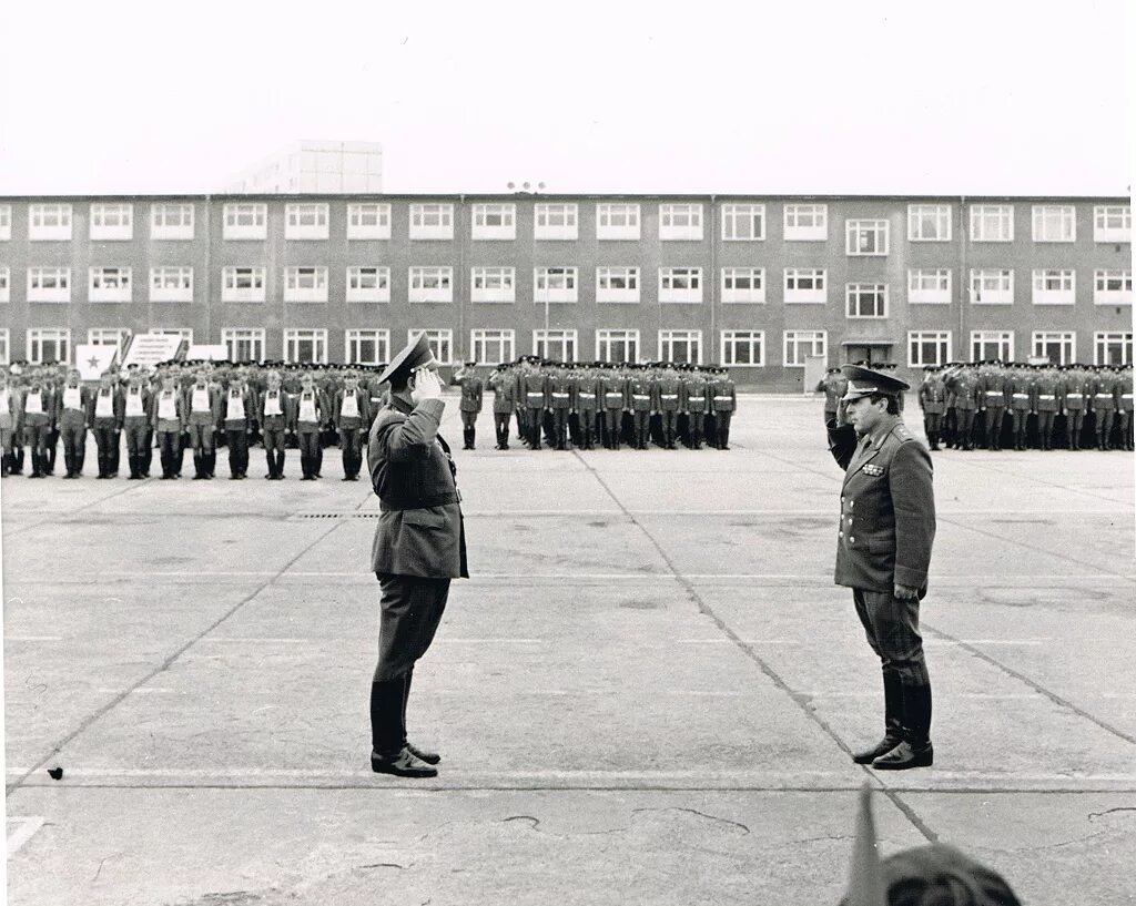 Згв германия 1990-1992 потсдам. Згв германия берлинская бригада. Т-65 танк. Кв 65 танк. Ратенов.