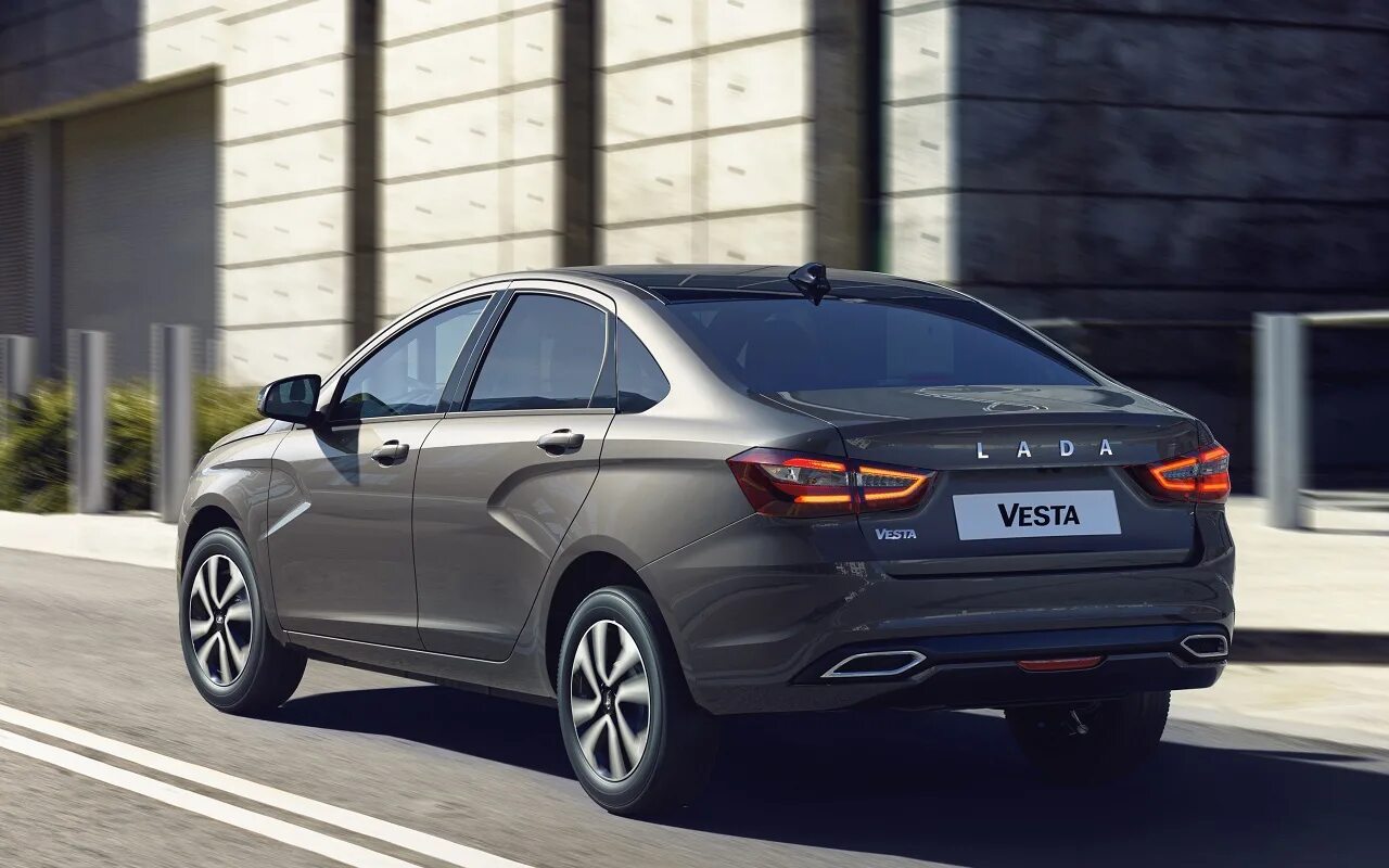 Новые Lada B-класса, кроссовер Vesta и другие планы АвтоВАЗа озвучили на последн