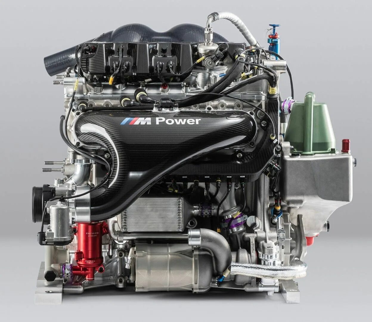 Turbo engineering. Двигатель бмв турбо. двигатель bmw p45. bmw turbo engine. двигатель бмв 600.