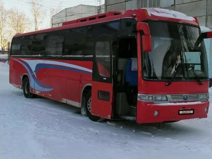 Автобус красное новосибирск. Kia Granbird 2000. Kia Granbird красный. Kia Granbird 2012. Kia Granbird 2018.