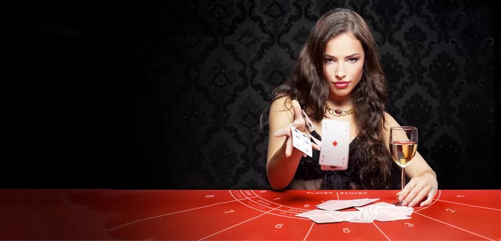 Девушки в казино. Фотосессия в казино. Покер девушки. Девушка за покерным столом.