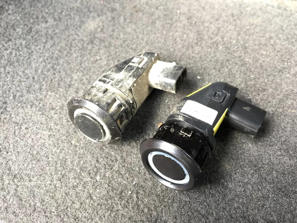 Фабия 2 задние парктроники. Замена задних парктроников. Замена задних парктроников. Замена задних парктроников. Парктроник bmw x1.