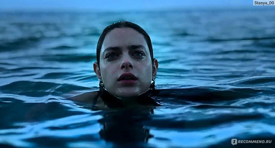 Штиль на море ария. Что нас ждет море хранит. Штиль слова песни. Что нас ждет море хранит. Крым ждет тебя.