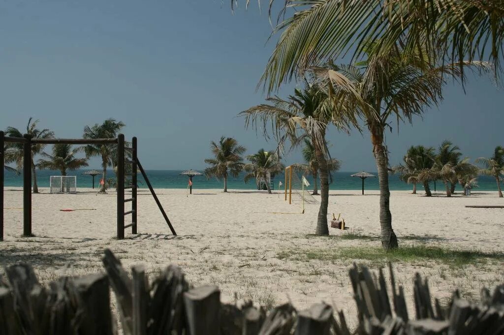 Парк аль мамзар. Пляж Аль Мамзар в Дубае. Пляж Эль Мамзар парк. Пляжный парк Аль Мамзар в Шардже.