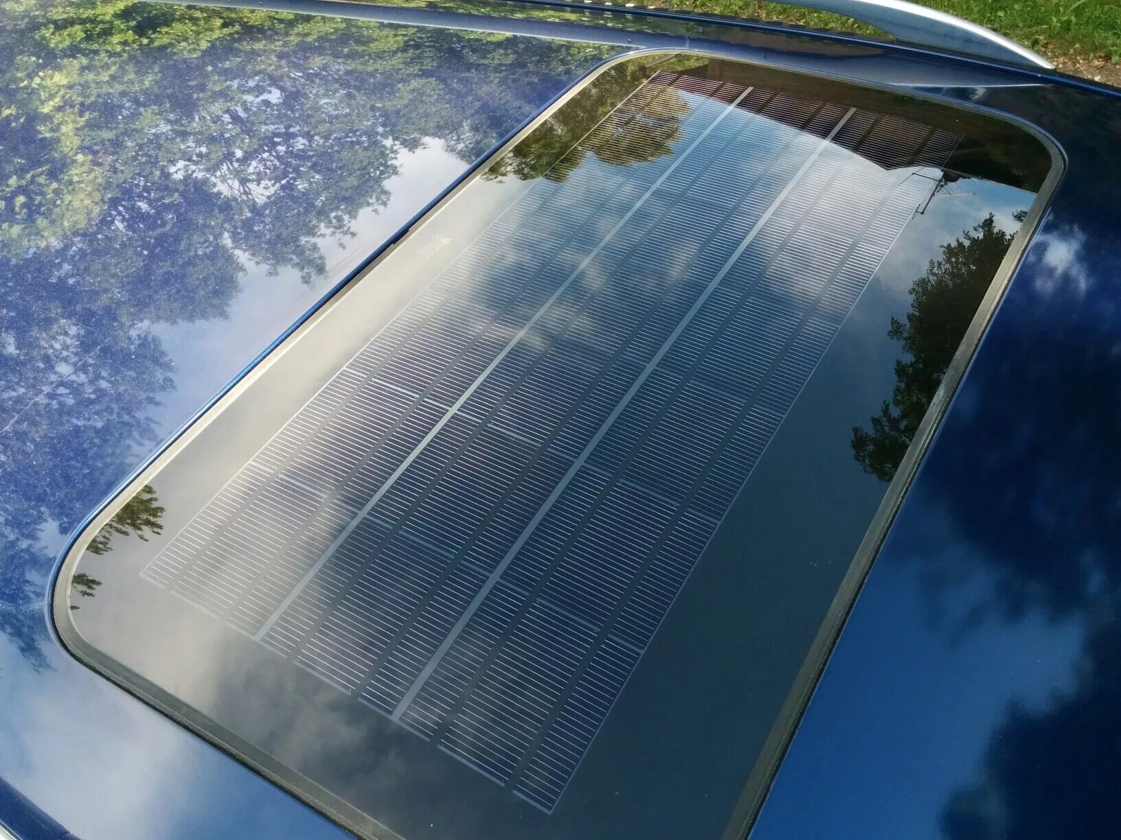 Люк Solar Passat b6. Audi a6 c5 люк с солнечной батареей. Люк с солнечной батареей Passat b5. Audi a6 c4 стеклянный люк. Люк на пассат