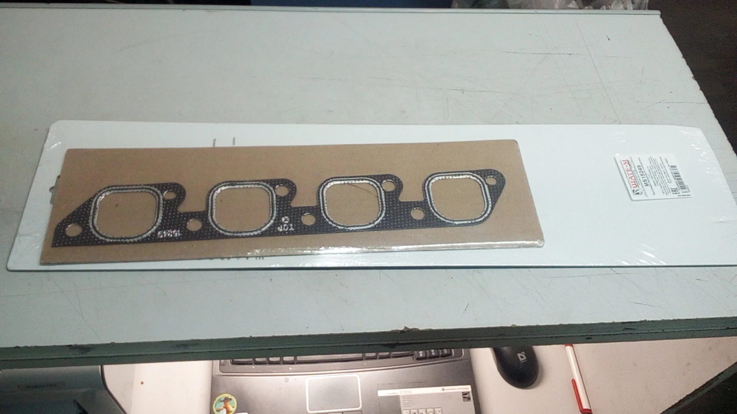 Прокладка выпускного коллектора форд фокус 1 split port. Ford focus 2. Прокладка коллектора форд фокус 3. Прокладка выпускного коллектора форд фокус 2 1. Прокладка выпускного коллектора форд фокус.