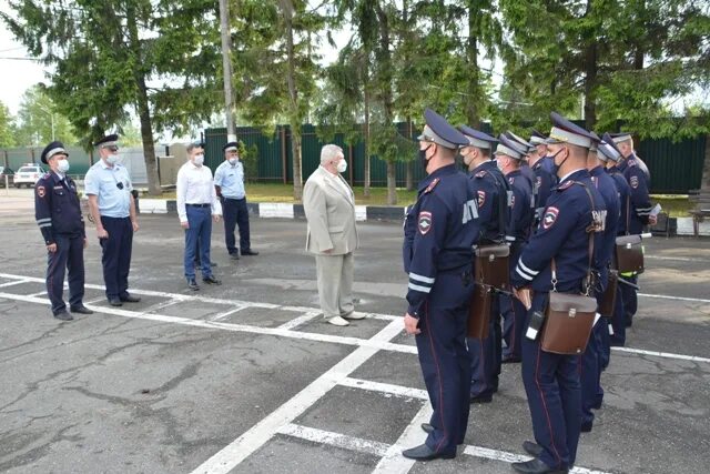 Телефон гибдд смоленск. ДПС Смоленск. Сотрудники ДПС Смоленск фото. Соловьев ГАИ Смоленск. Лучший по профессии ГИБДД Смоленск.