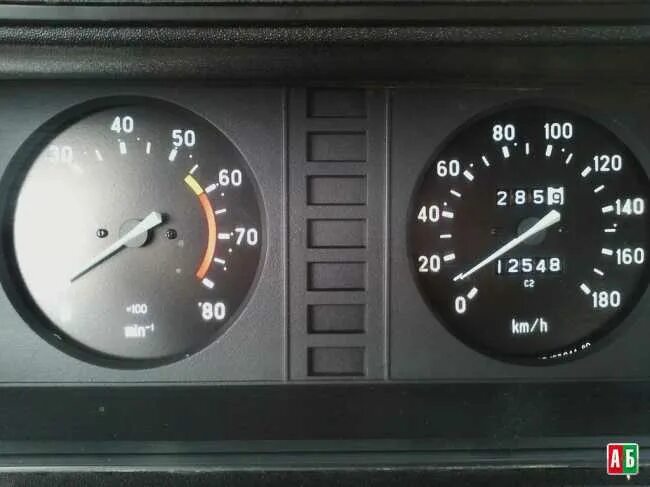 спидометр семерки. спидометр от ваз 2107. новый спидометр на ваз 2107. спидометр ваз 2107 180 км. спидометр от ваз 2107.