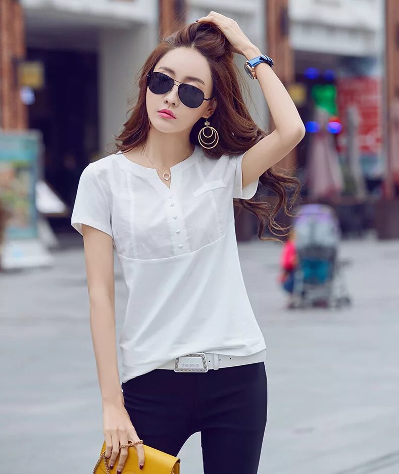 рубашки женские стильные. женские блузки и рубашки. женская рубашка летом. рубашка женская. рубашка женская в клетку с коротким рукавом.