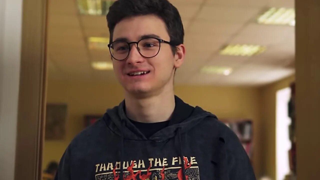 Брайан мапс кадры. Брайан мапс и пейтон. Брайан мапс улыбается. Брайан мапс 2013. Брайан мапс.