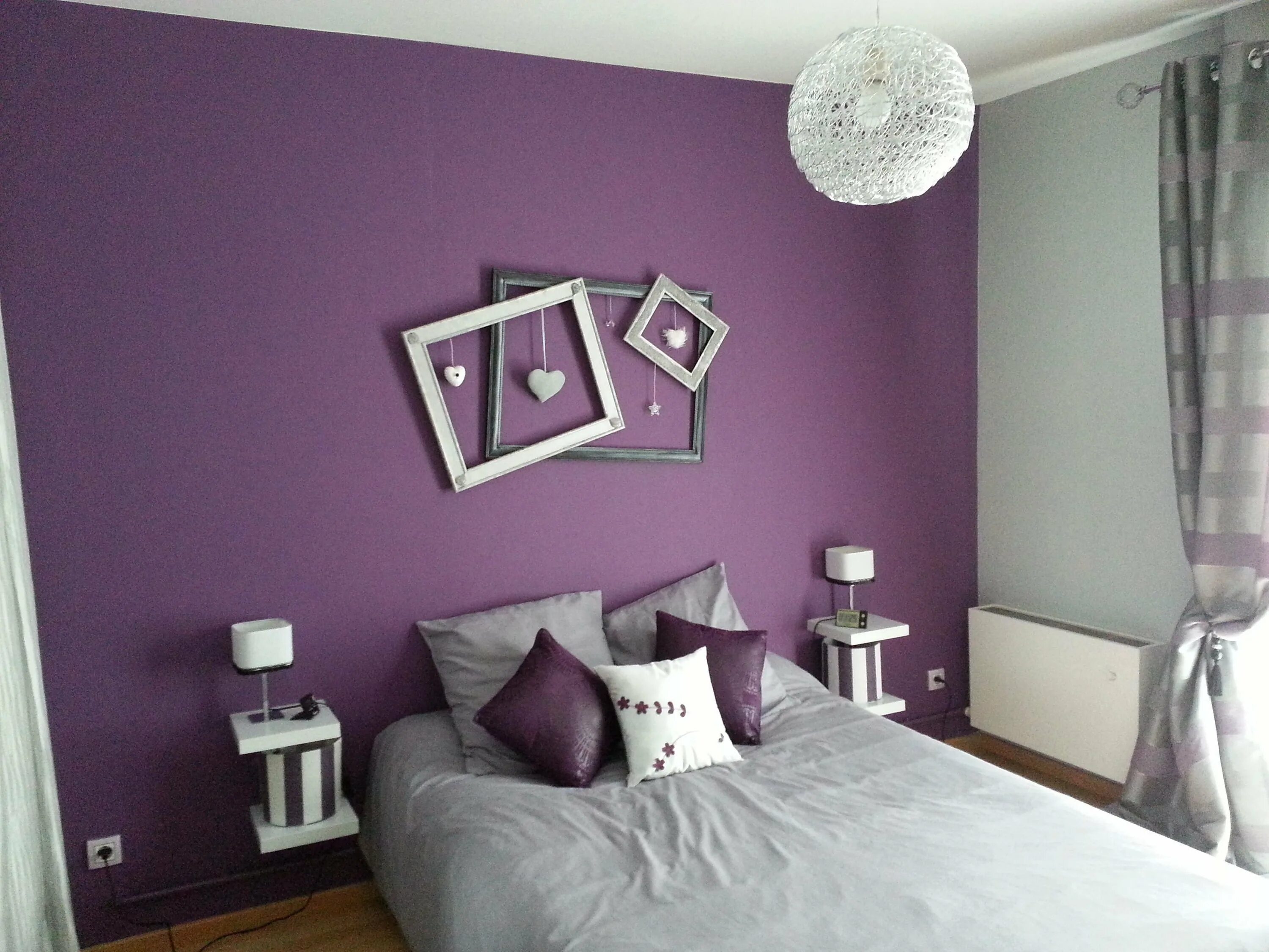 Красиво покрасить комнату. Лиловые стены в интерьере. Фиолетовый цвет в интерьере. Сиреневый цвет в интерьере. Сиреневый цвет стен в интерьере.
