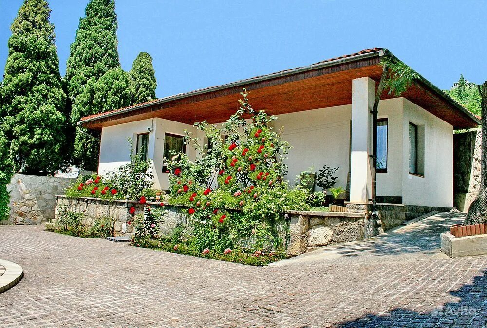 Средиземноморская вилла ялта. Красивые дома в крыму. Частный дом в горах крыма. Найти дом в крыму. Элитные виллы в крыму.