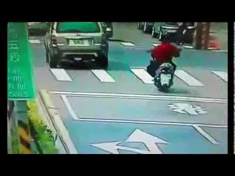 Падения девушек с мотоциклов. Fail arm. Тяжелая атлетика рывок техника. Смешные занятия на тренажерах. Ржачный.