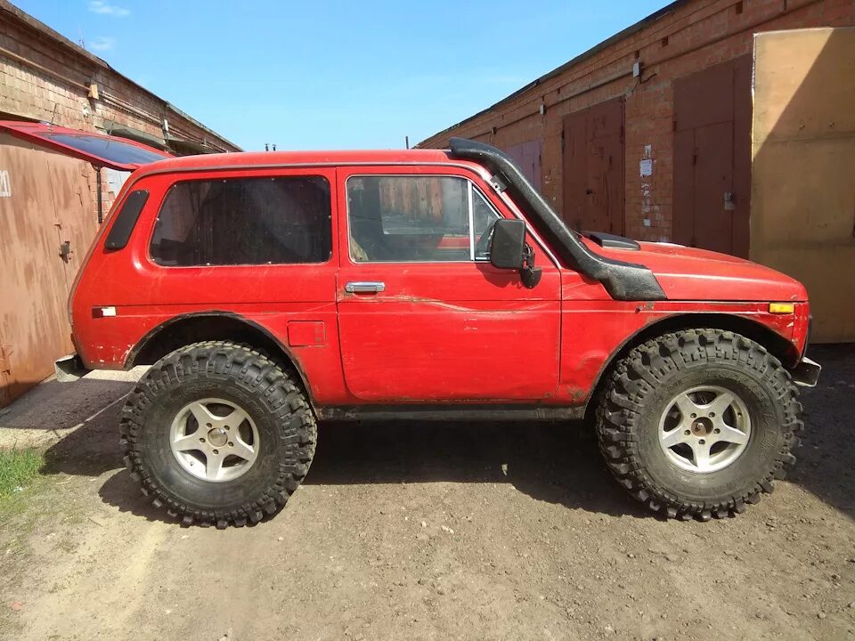 Замена колес - Lada 4x4 3D, 1,7 л, 2013 года колёсные диски DRIVE2