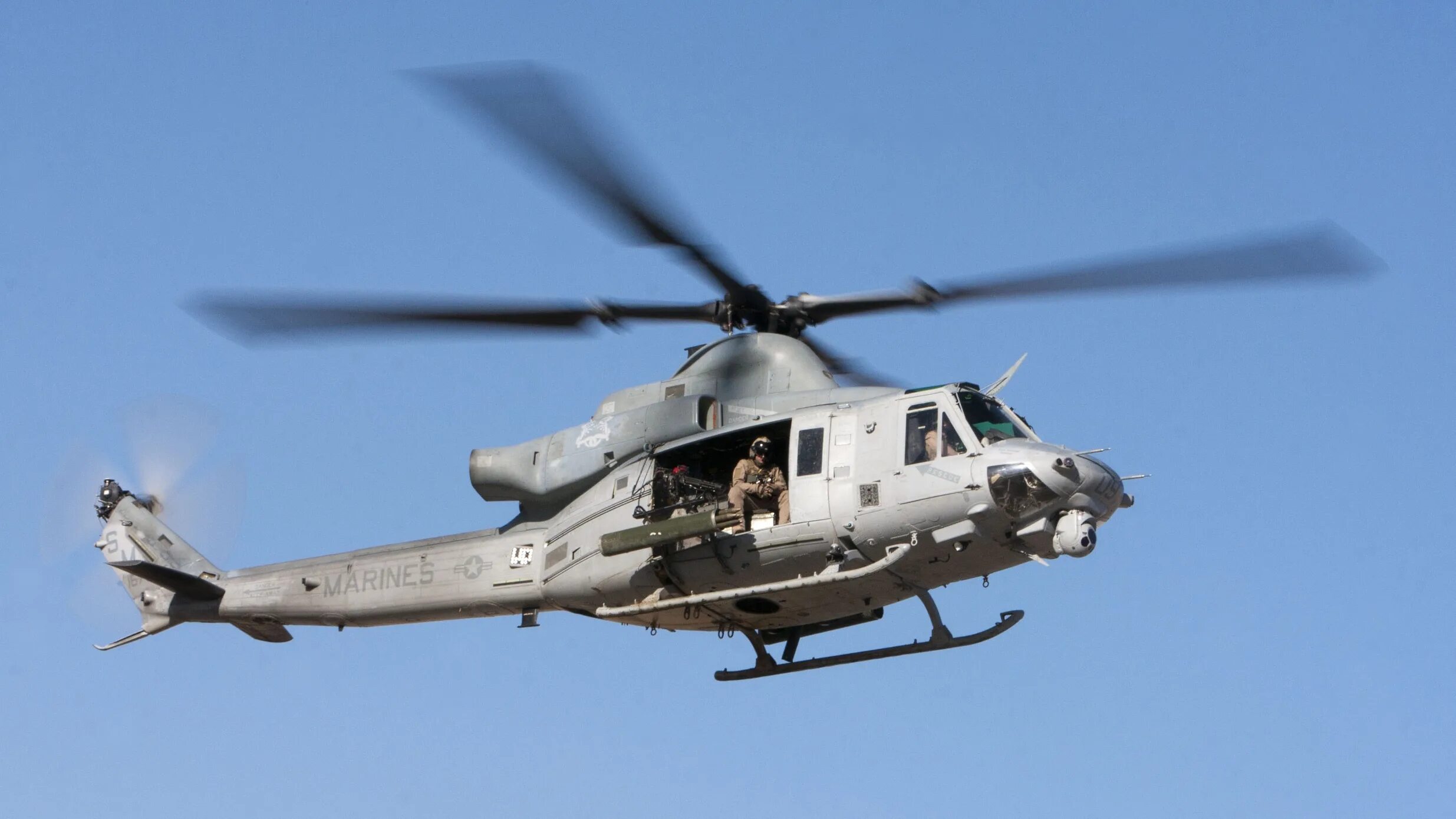 Bell uh-1y venom. Uh 1y venom. Вертолет uh-1y. Uh-1y venom вертолет. Вертолет uh-1y.