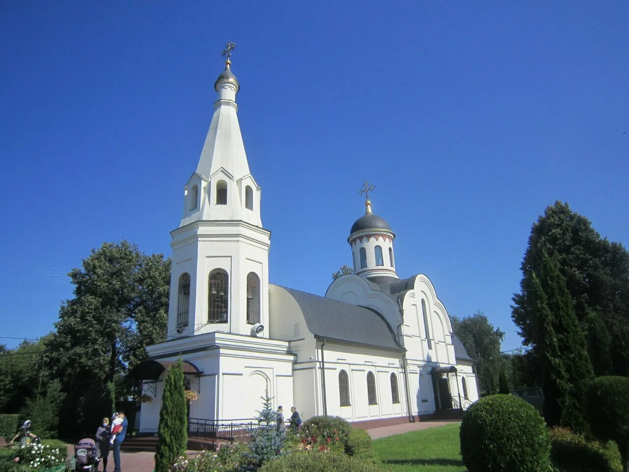 Церкви троицы живоначальной в троицком- кайнарджи. Церковь в троицке москва. Церковь в троицке москва. Церковь в троицке москва. Церковь в троицке москва.