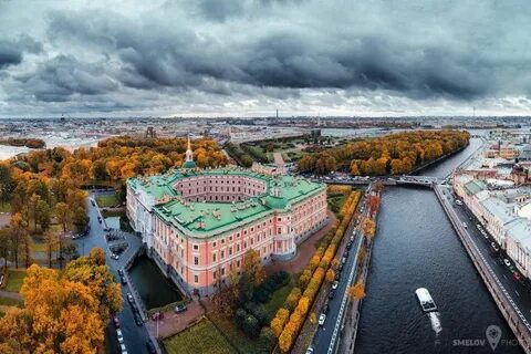 Михайловский замок место