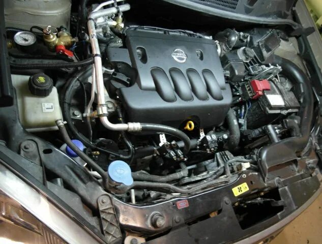 Ниссан кашкай подкапотное пространство фото Установка ГБО на Nissan Qashqai 1.6 117 Hp. Цена установки газобаллонного оборуд