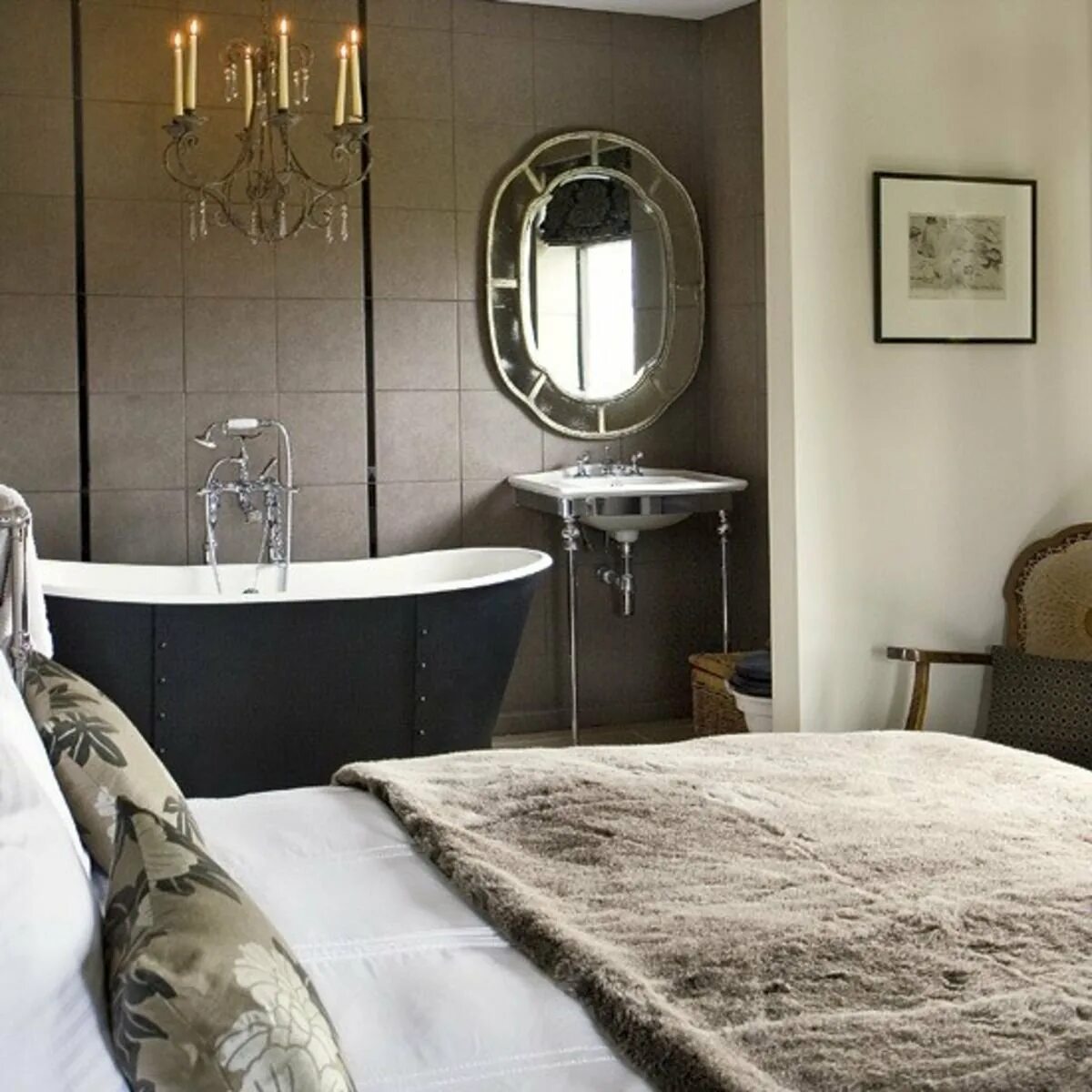 ванна в спальной комнате. спальня с санузлом. интерьер спальни с ванной комнатой. ванна в спальной комнате. спальня с ванной.