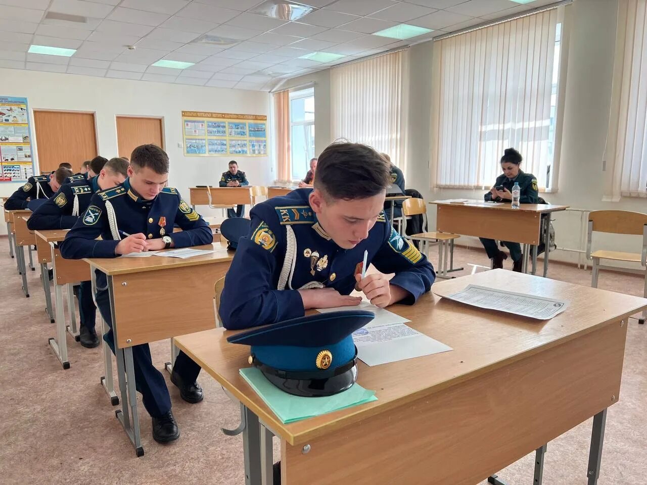 Какие экзамены сдавать на мчс. Первоначальная подготовка. кадеты ишимбай. программа первоначальной подготовки спасателей. сдача экзамена мчс.