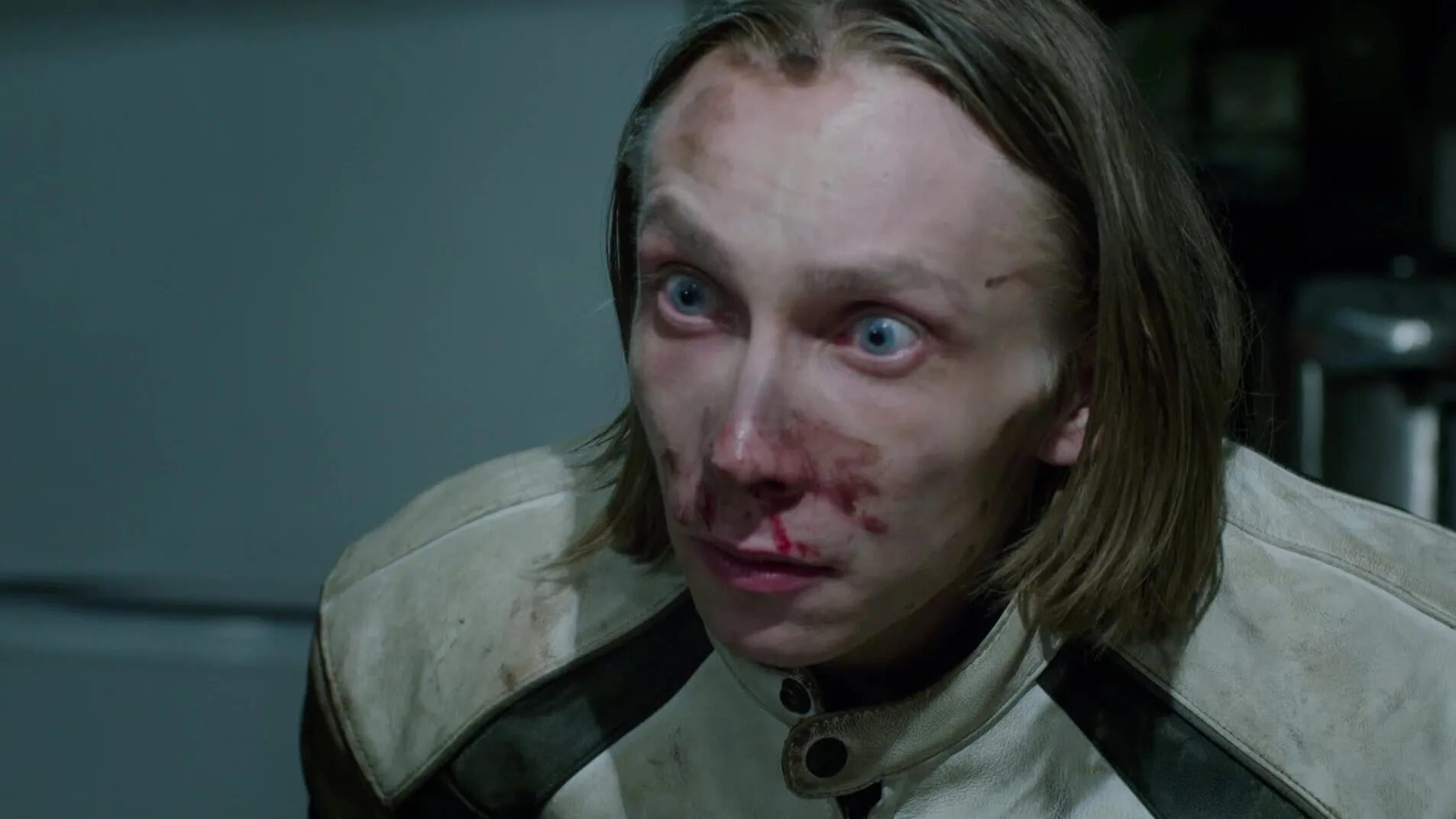 Дятлов чернобыль hbo. Чернобыль зона отчуждения подкастер. Чернобыль зона отчуждения 2. Чернобыль украли деньги. Чернобыль украли деньги.