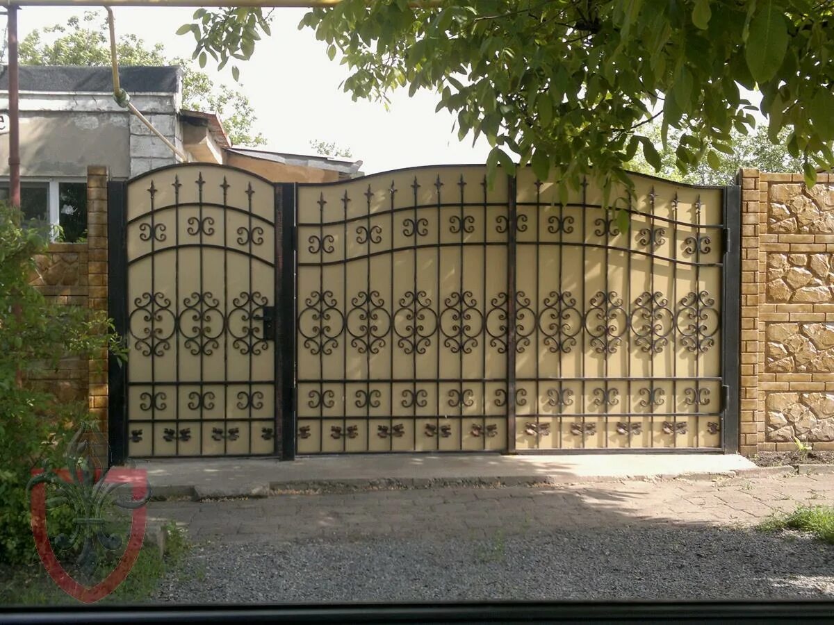 Ворота саляххона. Кованые распашные ворота с автоматикой. ). Красивые металлические ворота. Красивые металлические ворота.