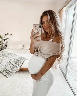 Забеременела в одежде