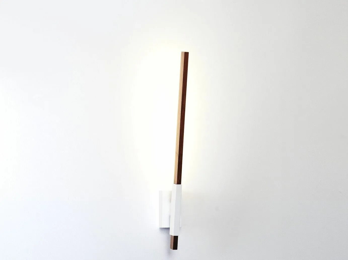 Бра черные палочки. Stickbulb ray настенный светильник. бра lampsshop stick long b4112. бра stick long 80 см. настенный светильник ray by stickbulb.