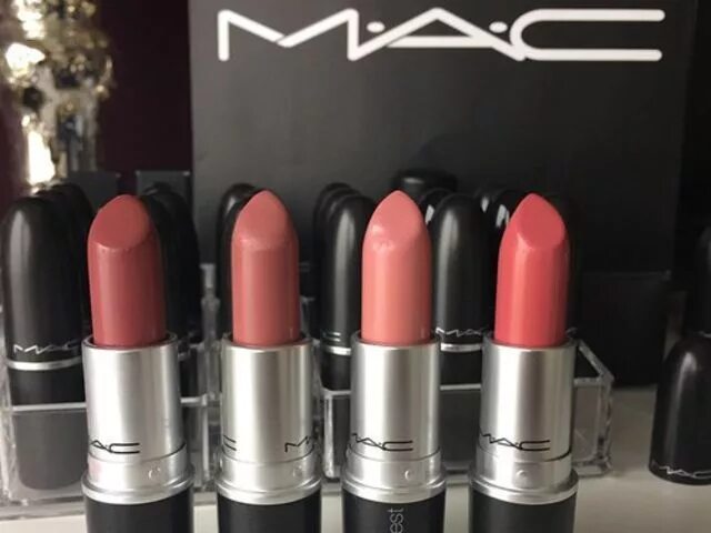 Помада mac its mac thanks. Mac fanfare помада. mac fanfare 208. mac patisserie lipstick. mac fanfare помада свотчи.