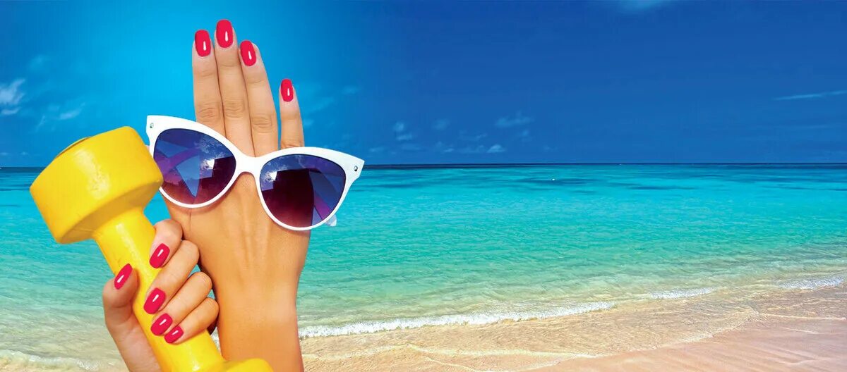 Отпуск 5 мая. Фитнес на пляже. Внимание отпуск. Отпуск картинки. Маникюр реклама на пляже.