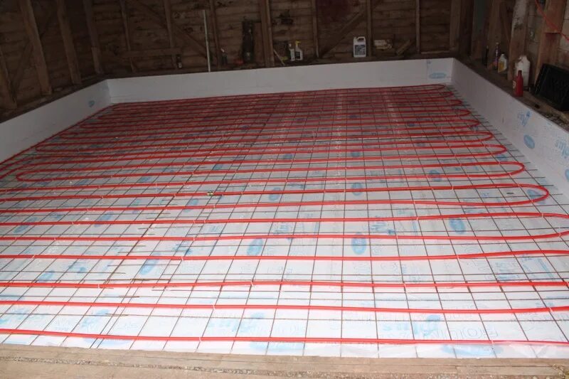 Heated floor. Теплоизоляция под теплый пол электрический. Тёплый пол на бетонный пол. Тёплый пол электрический на утеплитель. Теплый пол на даче.