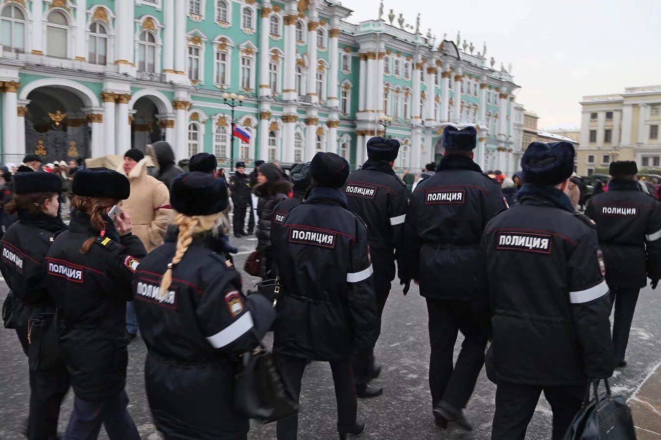 Полиция долго