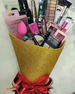 Что подарить из косметики