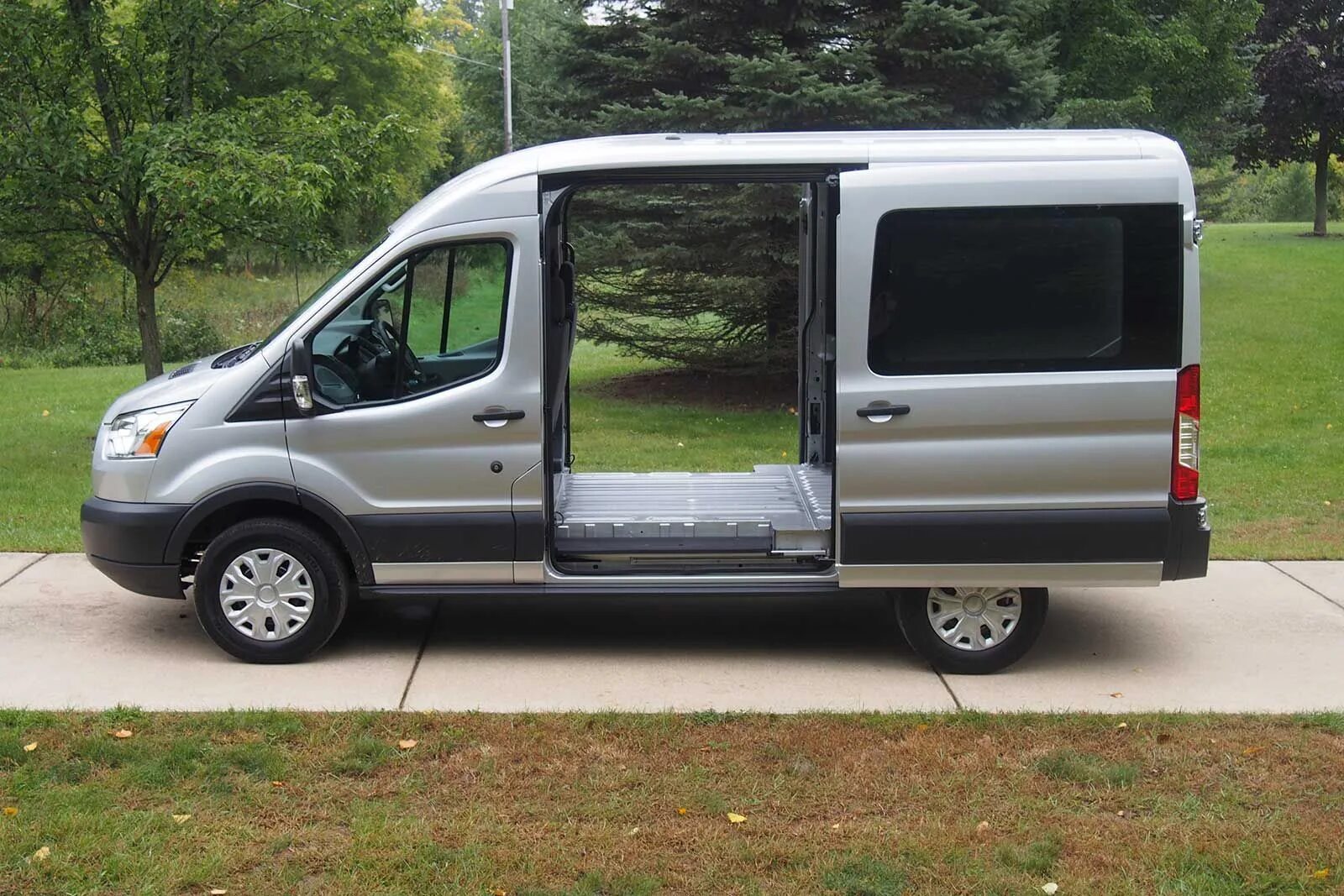 Ford Transit 2020 Грузопассажирский. Форд Транзит Грузопассажирский 2018. Ford Transit 2013 Грузопассажирский. Форд Транзит Грузопассажирский 2015.