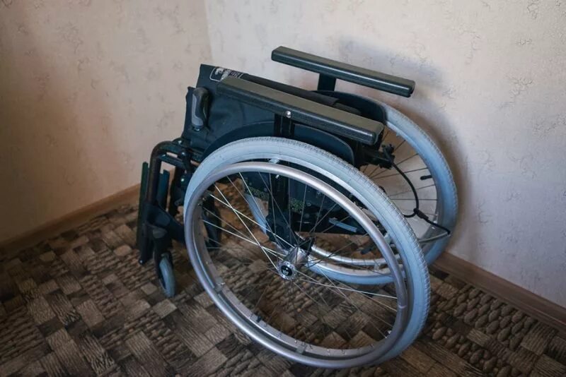 Куплю инвалидную коляску б у на авито