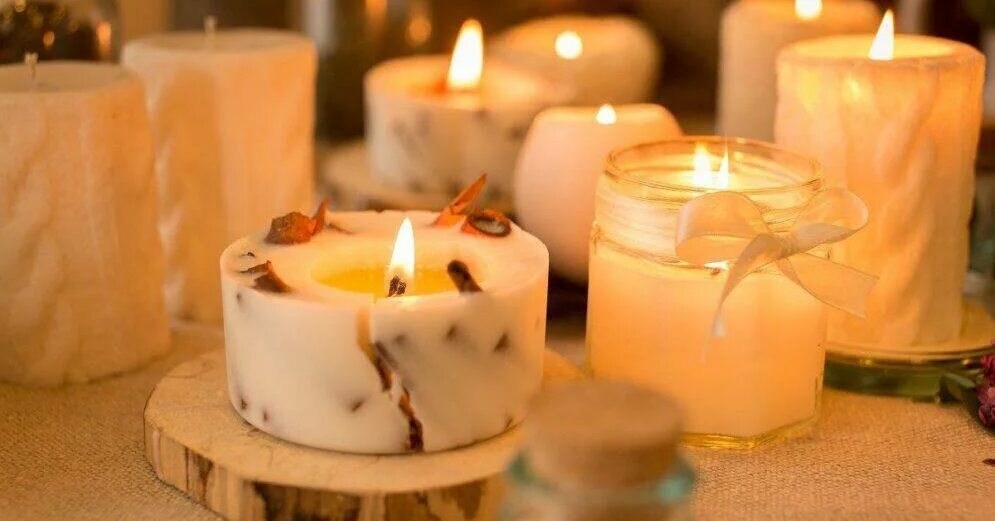 Свечка за друга. Свечка. Приворот на церковные свечи. Свечи для порчи. Для чего жгут свечи.