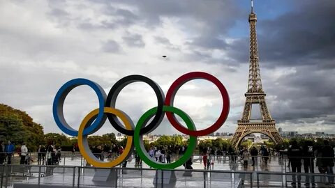 Париж город 2024