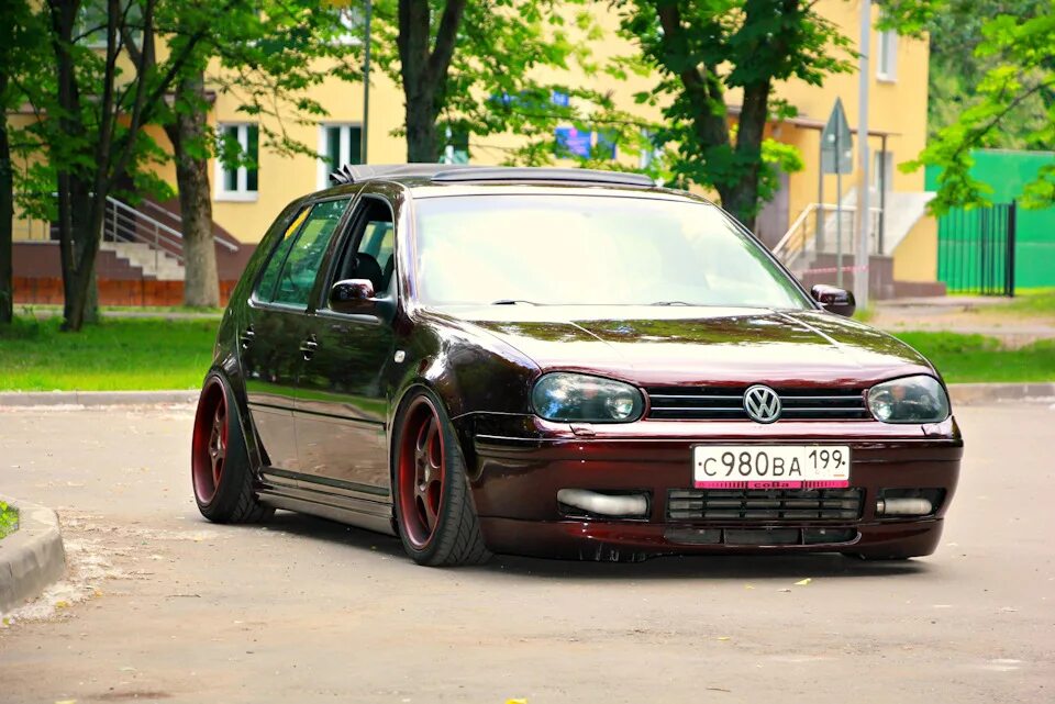 Golf 4 r32 turbo. Фольксваген гольф 4 турбо. Фольксваген гольф 1. Фольксваген гольф 4 турбо. Golf 4 tuning.