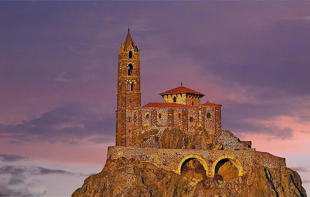 Базилика сен-сернен в тулузе. Сен ма. Fonte de medici water. Сен ма. Saint malo франция шторм.