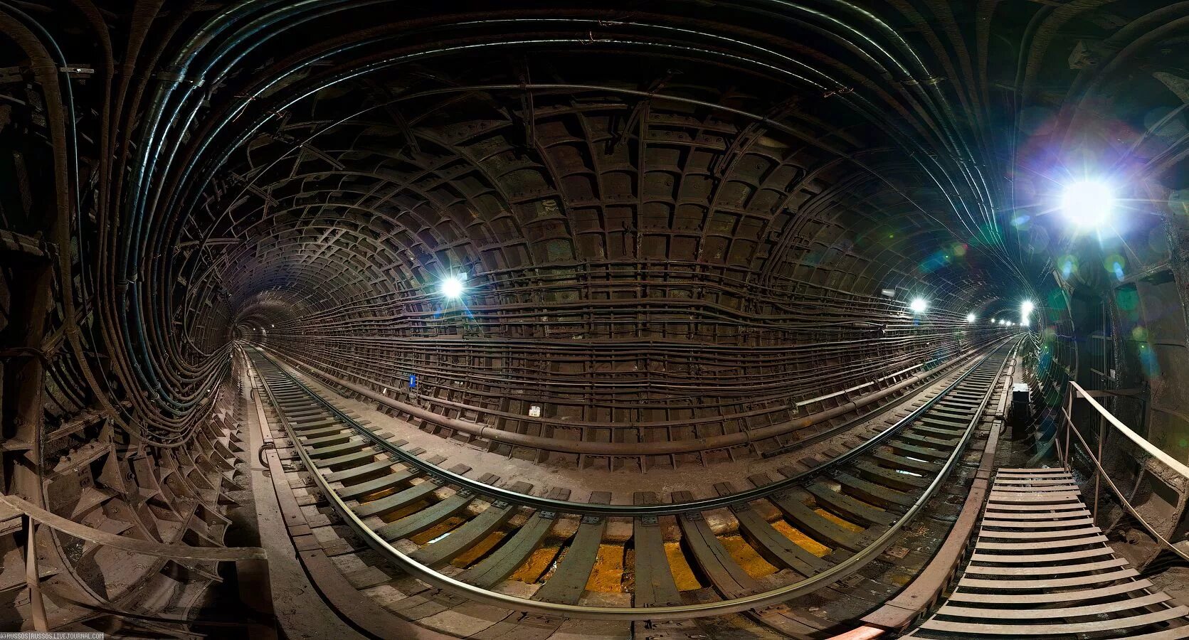 Двухпутные тоннели метро в москве. Алабинская станция метро самара тоннель. Раменки-43 подземный бункер-город. Раменки 43 бункер. Подземное метро.