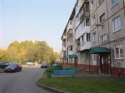 Строителей дом 12