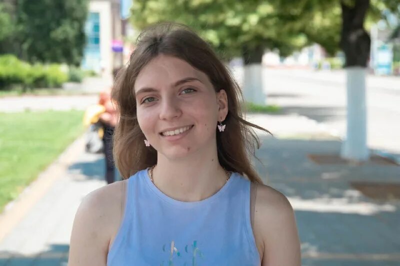 девушка 8 августа