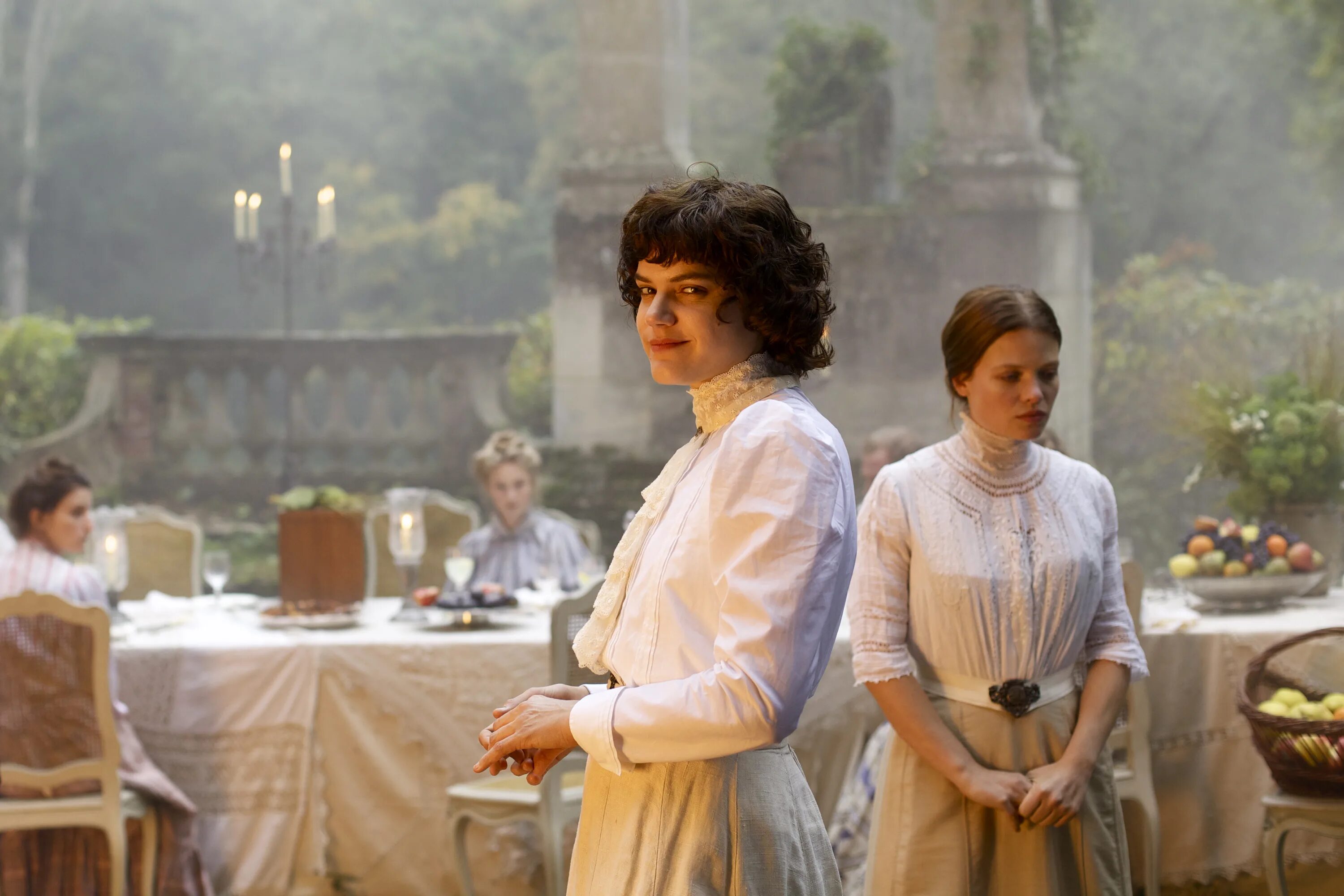 Танцовщица 2016. Лили роуз депп в фильме танцовщица. "танцовщица" / "la danseuse", реж. Айседора дункан фильм 2016. Танцовщица фильм 2016.