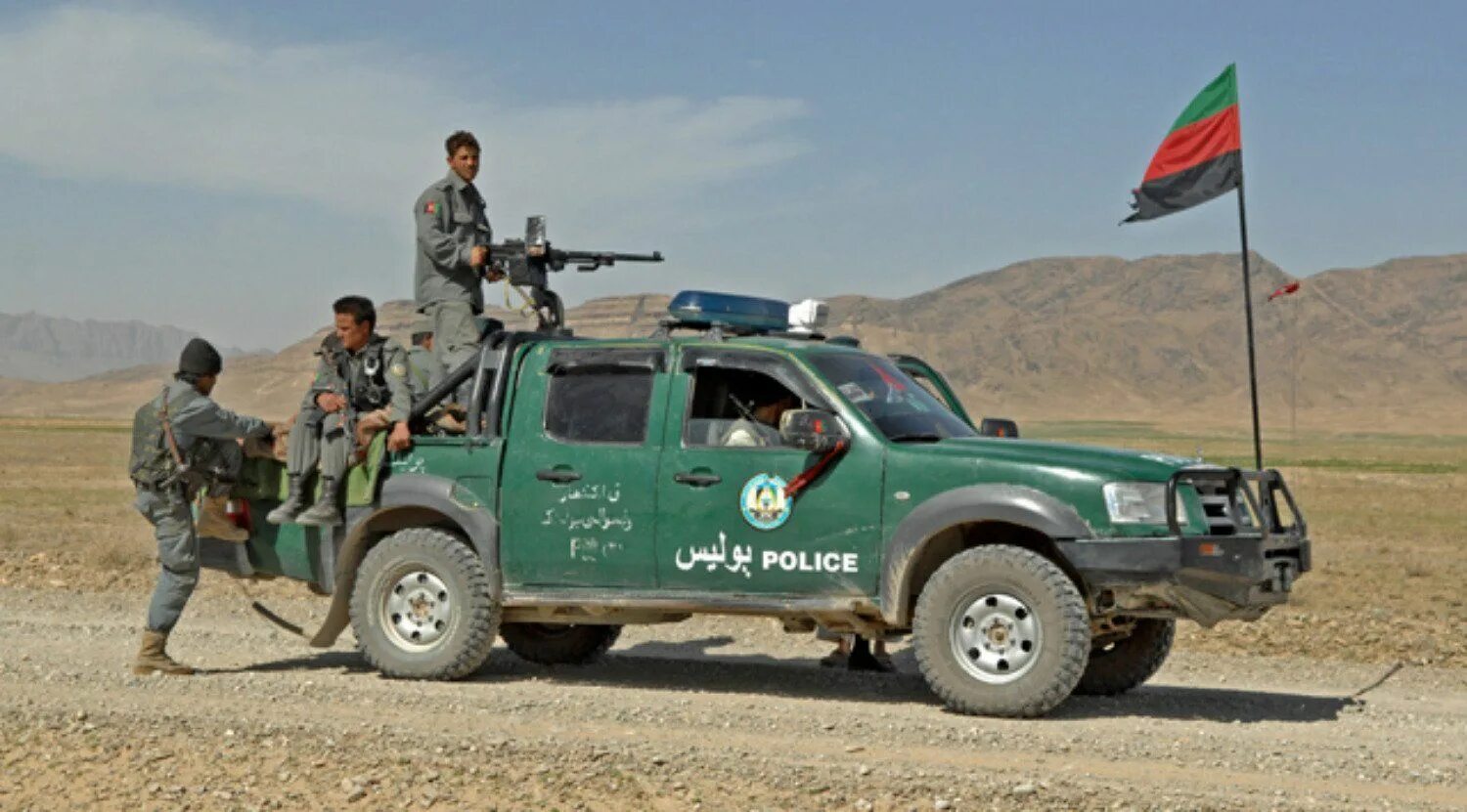 Афганский автомобиль. Автомобили афганистана. Автомобили афганистана. Волга газ-24 в афганистане. Камаз афганец.