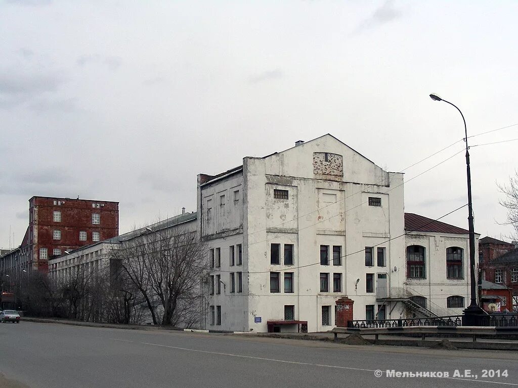 А вторую иваново. Народный дом Текстильщиков Иваново. Иваново, улица Громобоя, 2. Кинотеатр великан Иваново. Народный дом в Иваново-Вознесенске.